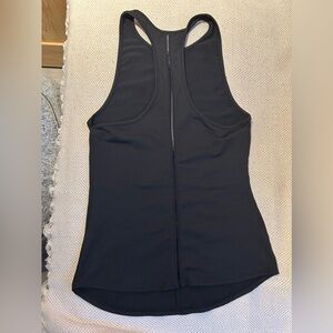 ALO Yoga Black Racerback Heart Center fitted Tank Top